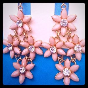 Crystal and resin chandelier earrings